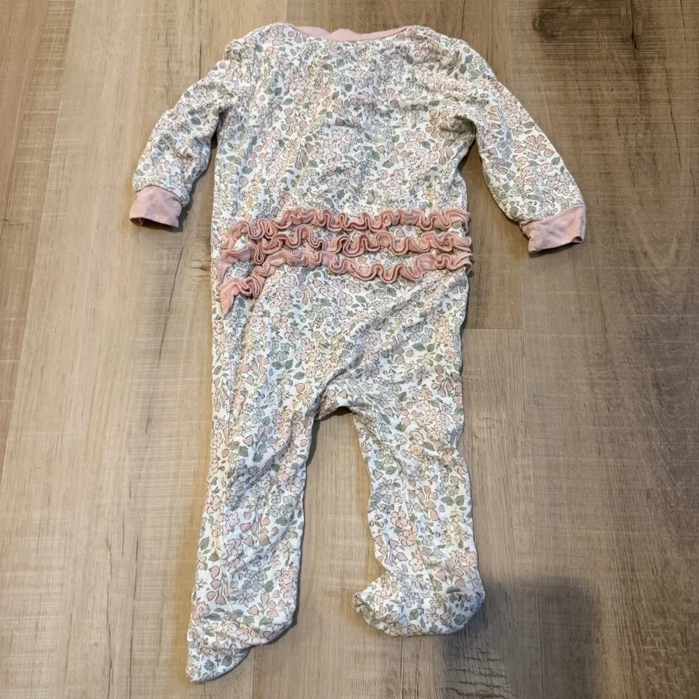 Milk berry Baby Girls Floral Pink Ruffle One-Piece Footed Pajamas size 3 months